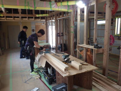 新築 壁ボード張り工事中